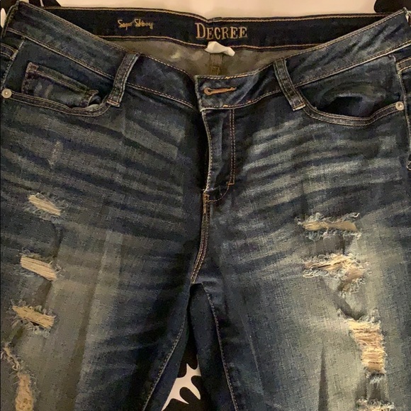 Medium faded tan wash distressed skinny jeans - Picture 3 of 4